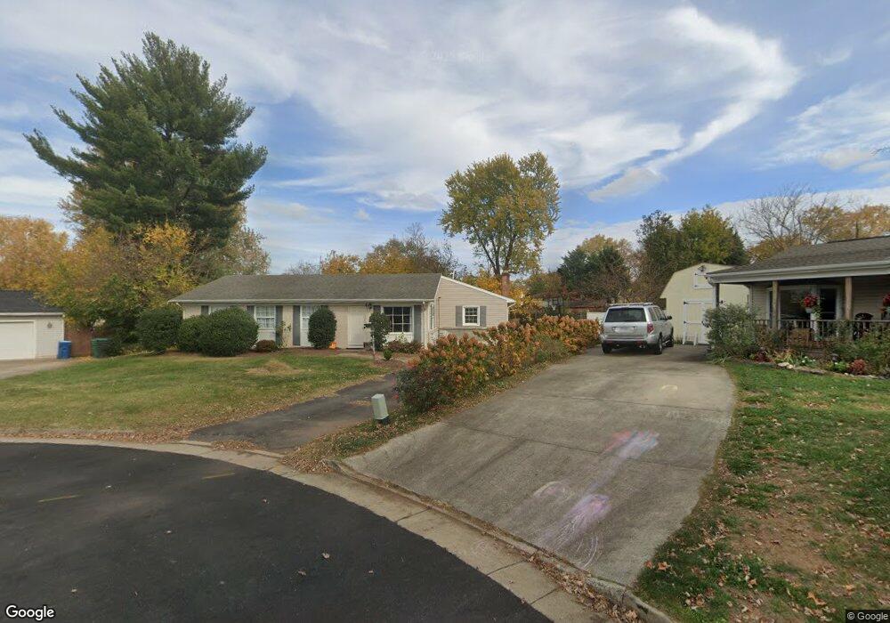 106 N Sequoia Ct, Sterling, VA 20164 - photo 1