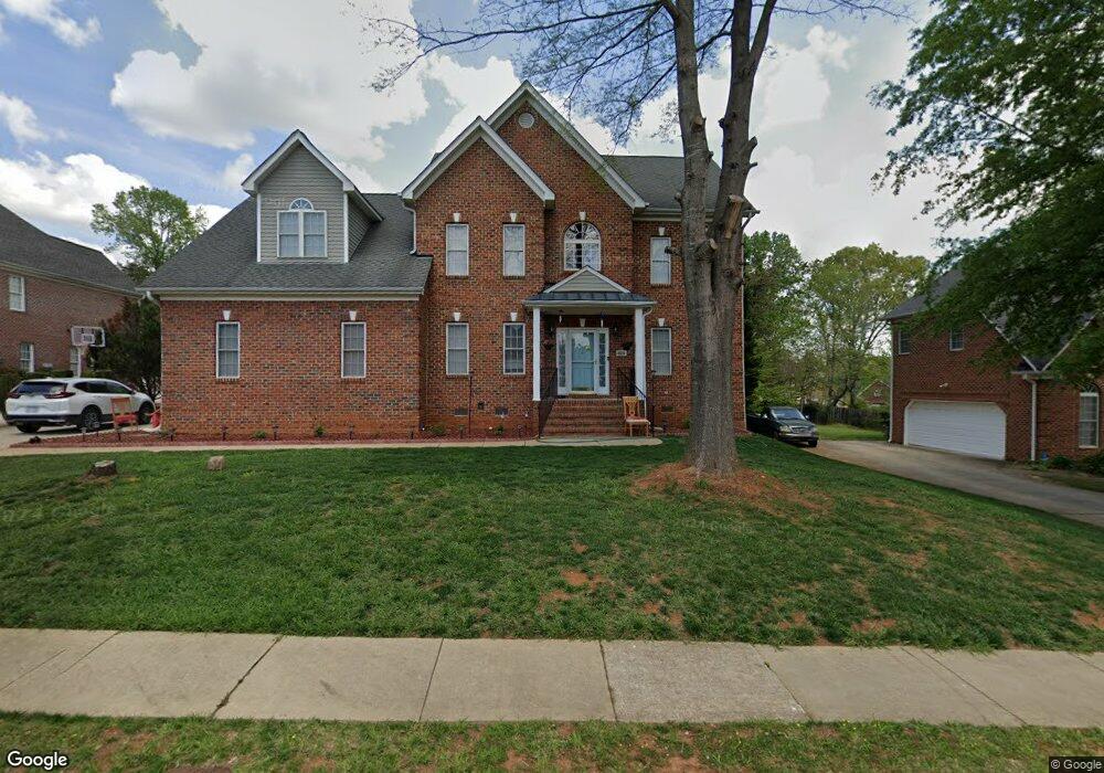 4414 Ashton Oaks Ct, High Point, NC 27265 - photo 1