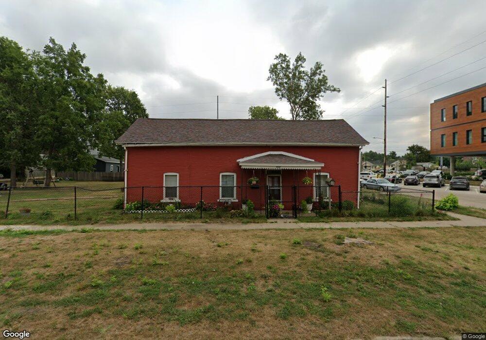 928 6th St SE, Cedar Rapids, IA 52401 - photo 1