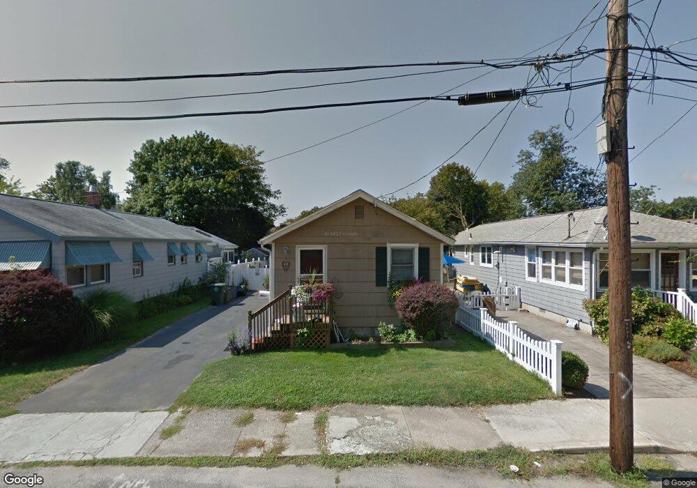 49 Village Rd, Milford, CT 06460 - photo 1