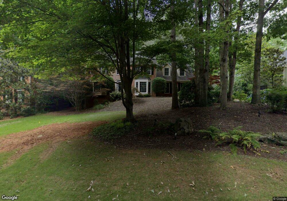 1060 Azalea Dr, Roswell, GA 30075 - photo 1