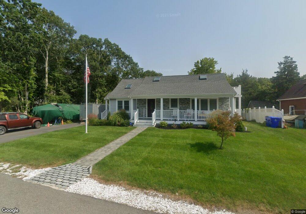 15 Summer St, Buzzards Bay, MA 02532 - photo 1