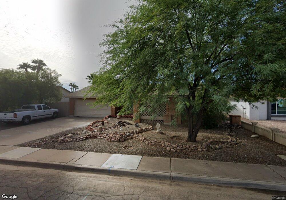 569 W Kilarea Ave, Mesa, AZ 85210 - photo 1