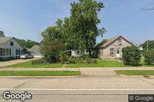 316 N Chestnut St, Wenona, IL 61377