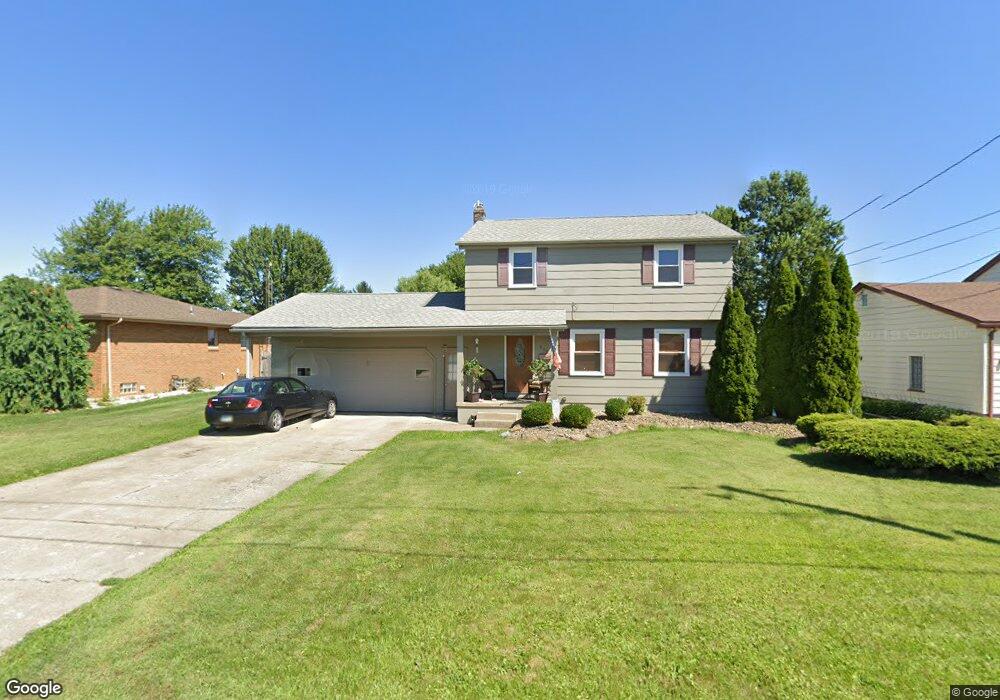 615 W Harvey St, Struthers, OH 44471 - photo 1