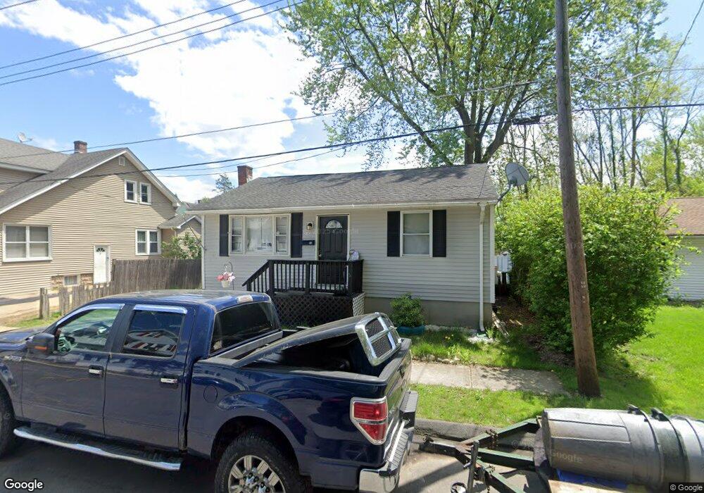 83 Armstrong St, West Springfield, MA 01089 - photo 1