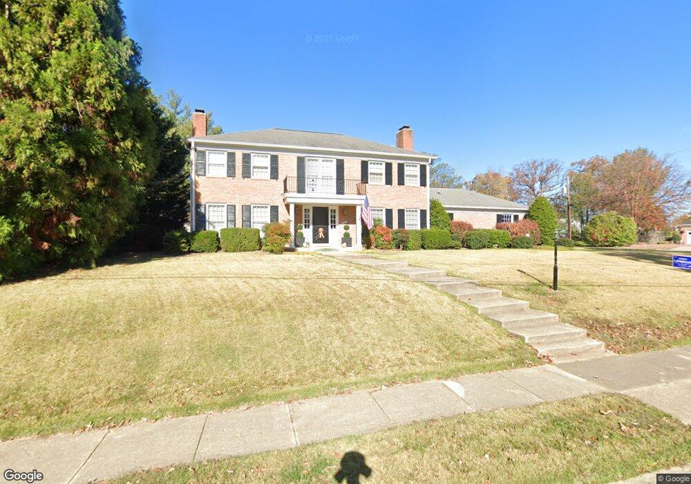 7310 Burtonwood Dr, Alexandria, VA 22307 - photo 1