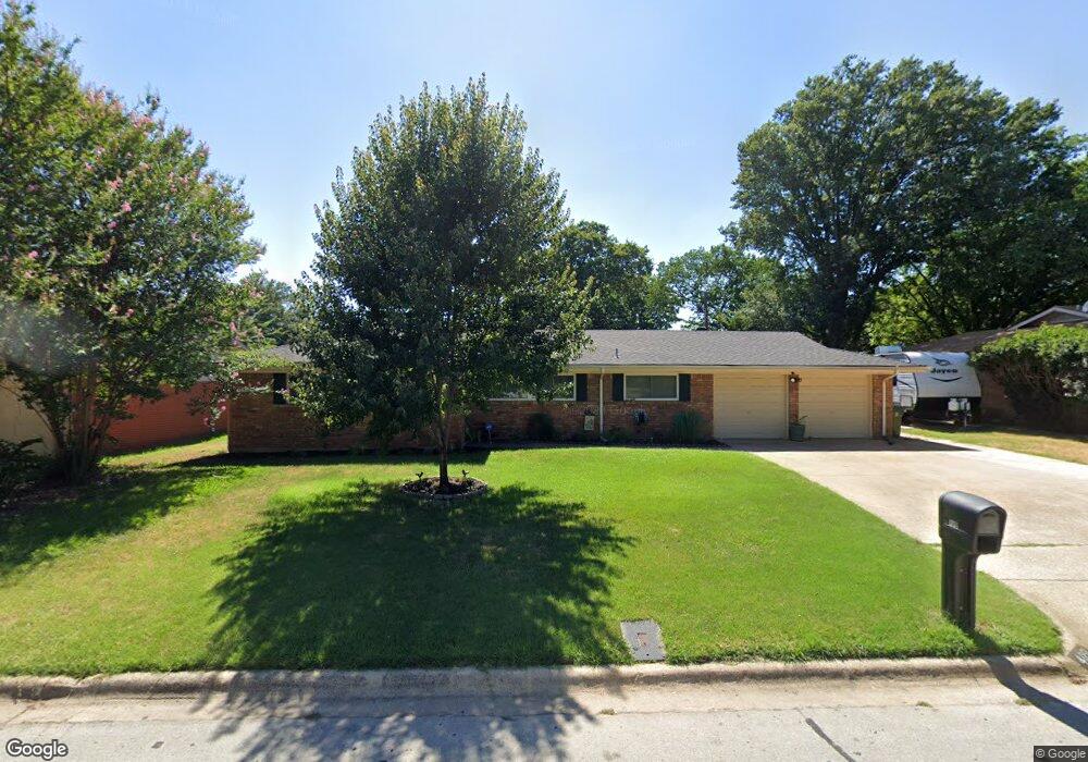 409 Ridgecrest Dr, Hurst, TX 76053 - photo 1