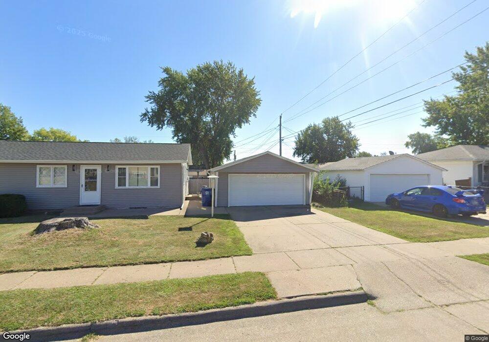 6917 Wilkes Ave, Davenport, IA 52806 - photo 1