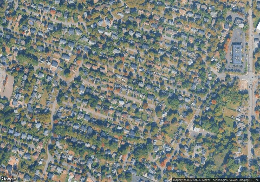 179 Coombs Dr, Paramus, NJ 07652 - photo 1