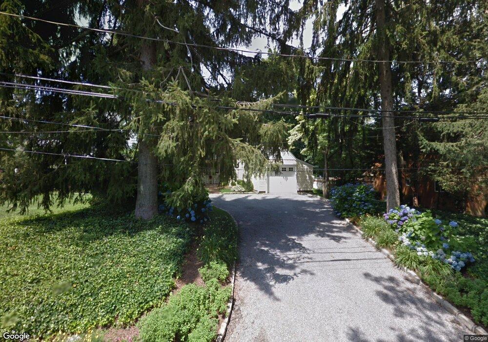 9 Sycamore Ave, Glen Head, NY 11545 - photo 1