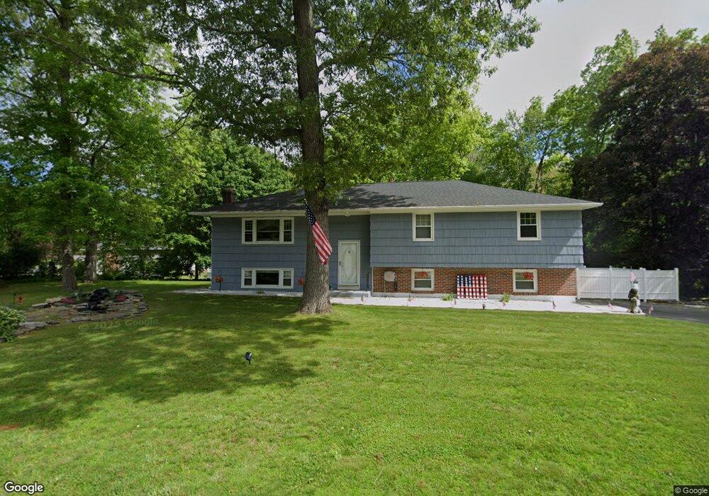 19 Pinecrest Rd, North Stonington, CT 06359 - photo 1