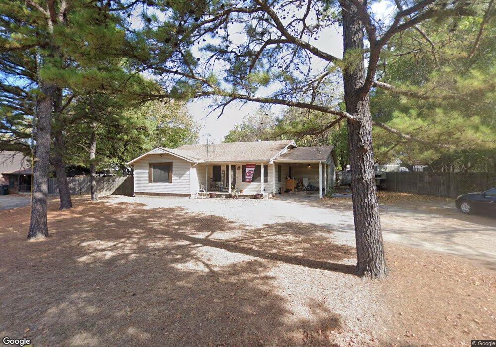 904 Grandview Ln, Henryetta, OK 74437 - photo 1