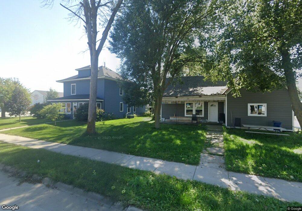 112 S 2nd Ave, Logan, IA 51546 - photo 1