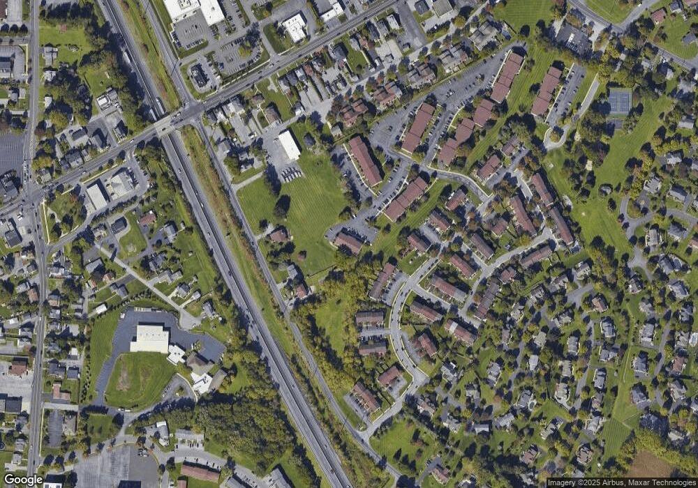 978 Cold Spring Rd unit 8, Allentown, PA 18103 - photo 1