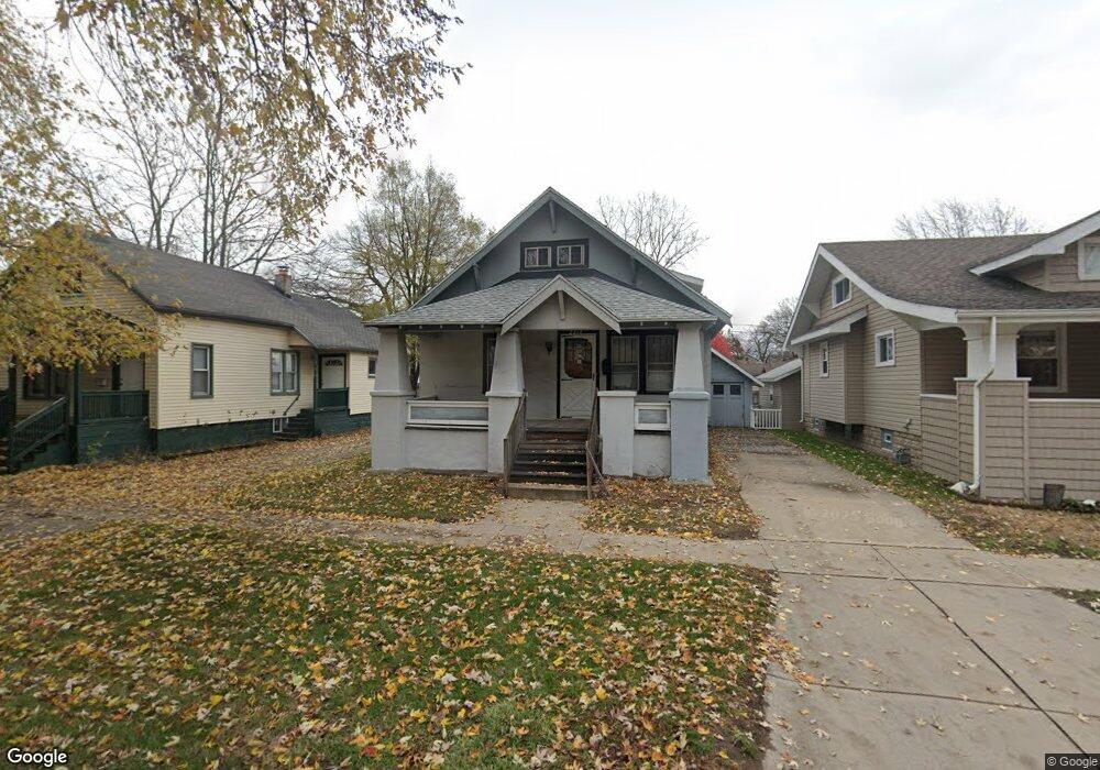 2214 10th St, Port Huron, MI 48060 - photo 1