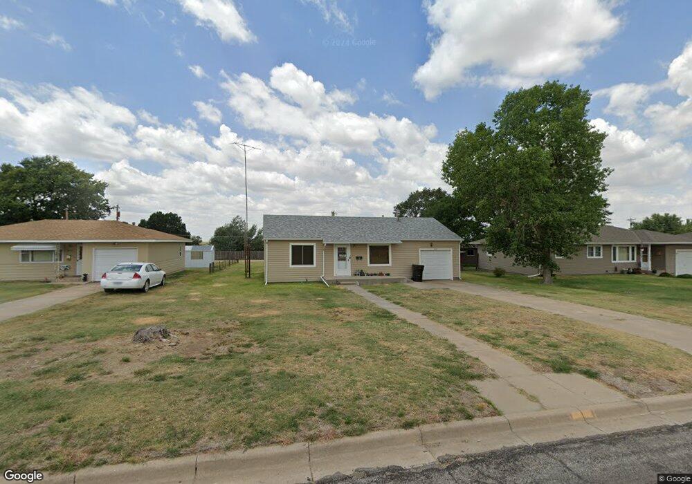 813 N Main St, Wakeeney, KS 67672 - photo 1