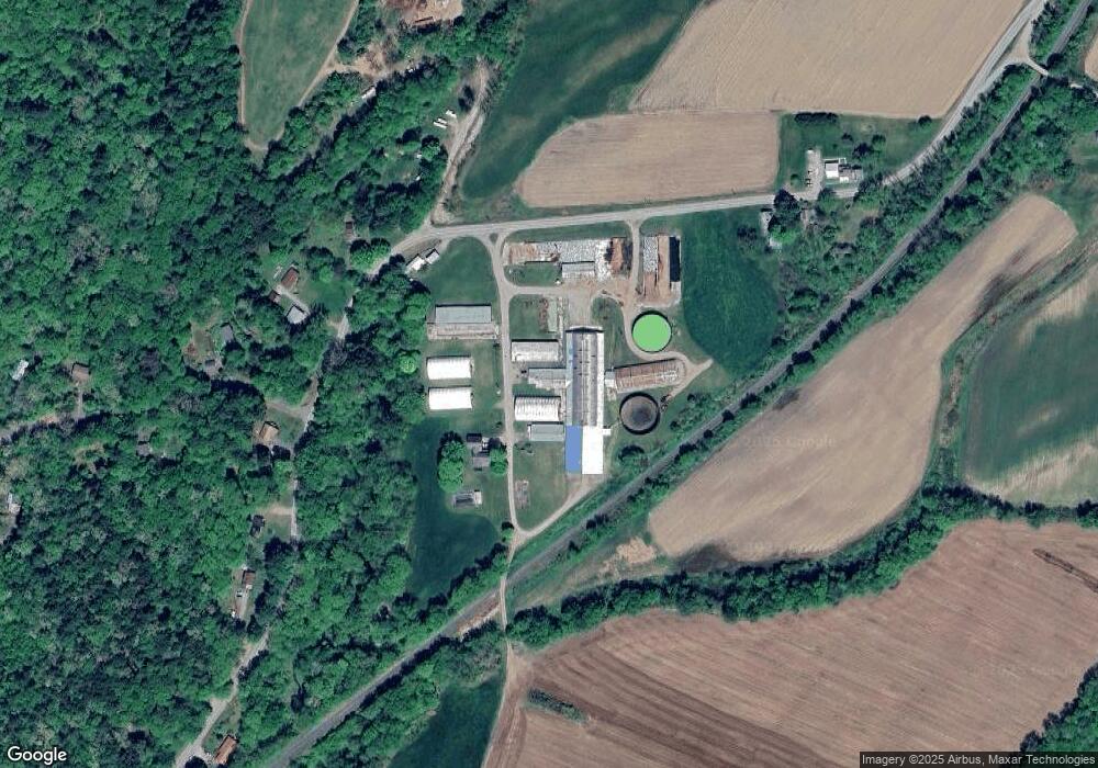 566 River Rd S, Putney, VT 05346 - photo 1