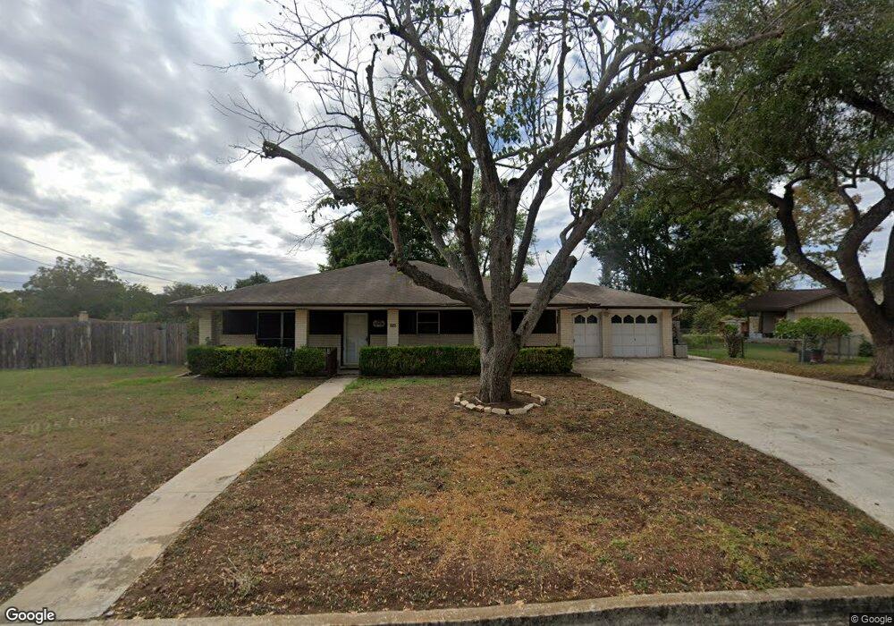 1222 Mooncrest, New Braunfels, TX 78130 - photo 1