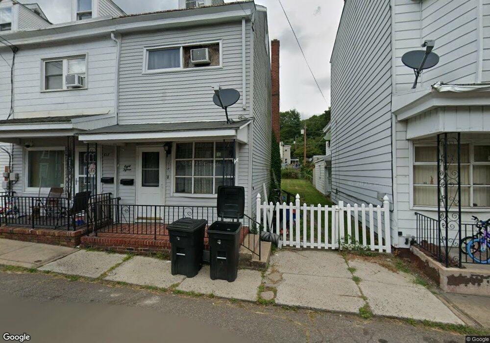 815 Market St, Ashland, PA 17921 - photo 1