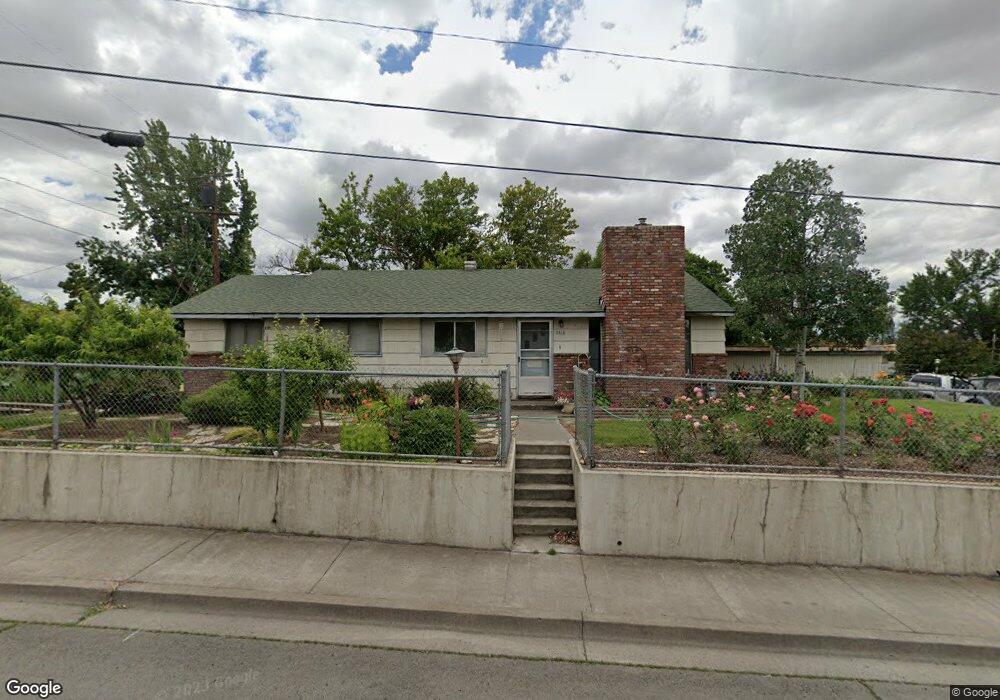 2812 SW Hailey Ave, Pendleton, OR 97801 - photo 1