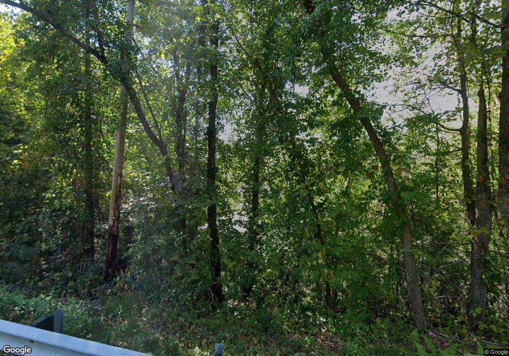 10 Warren Rd, Fiskdale, MA 01518 - photo 1