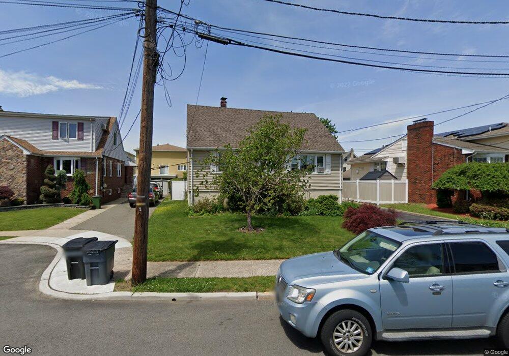 27 Milano Ct, South Hackensack, NJ 07606 - photo 1