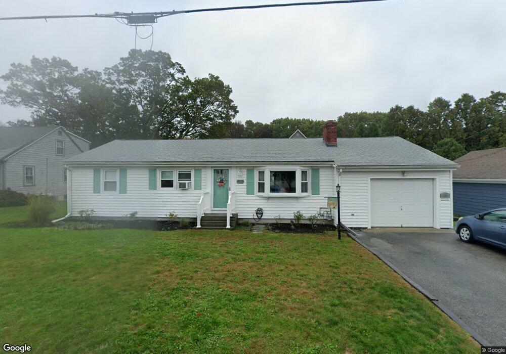 130 Waterview Ave, Riverside, RI 02915 - photo 1