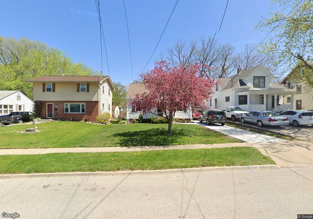 2911 49th St, Des Moines, IA 50310 - photo 1