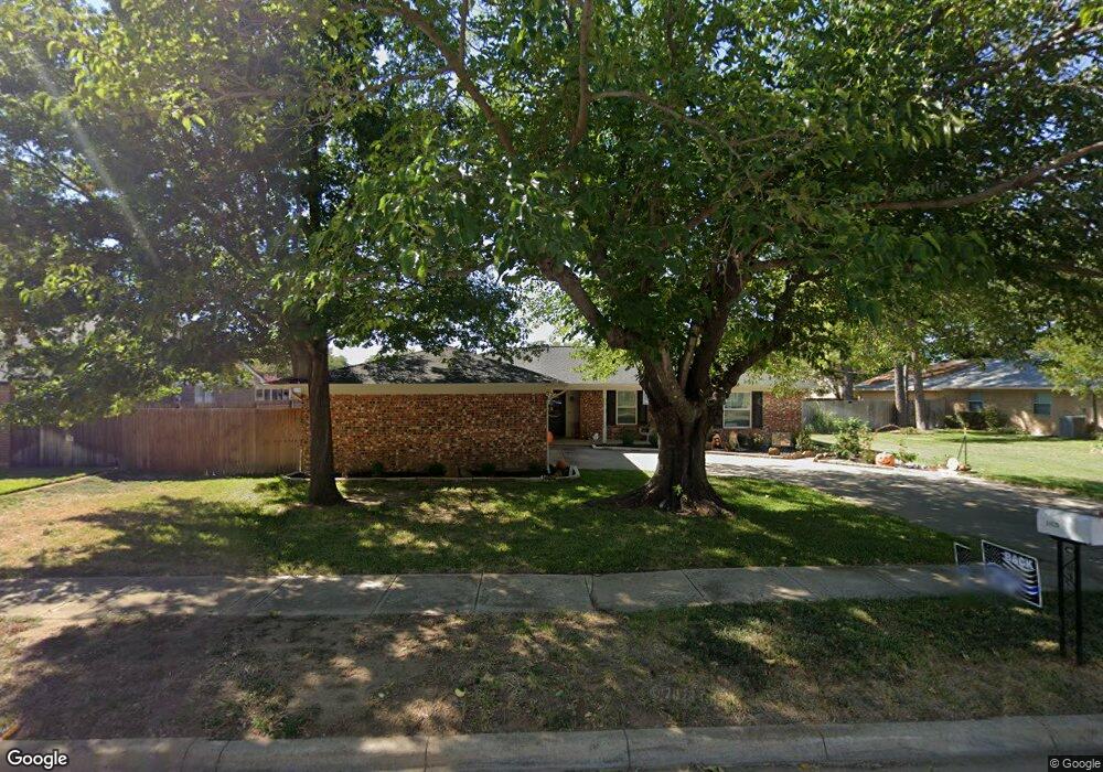 6429 Simmons Rd, North Richland Hills, TX 76182 - photo 1