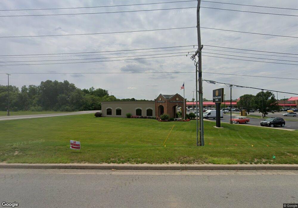 1801 N Scatterfield Rd, Anderson, IN 46012 - photo 1