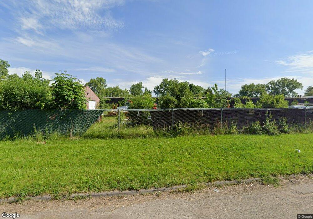 1144 N Cornell Ave, Flint, MI 48505 - photo 1