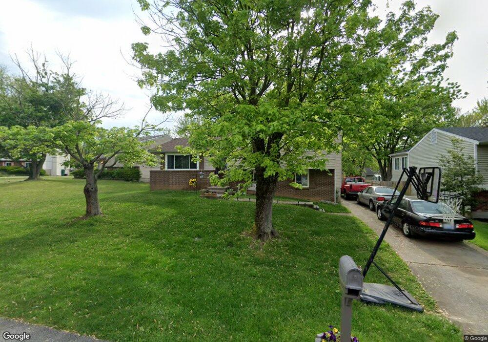 8207 Laurel Grove Ct, Louisville, KY 40228 - photo 1