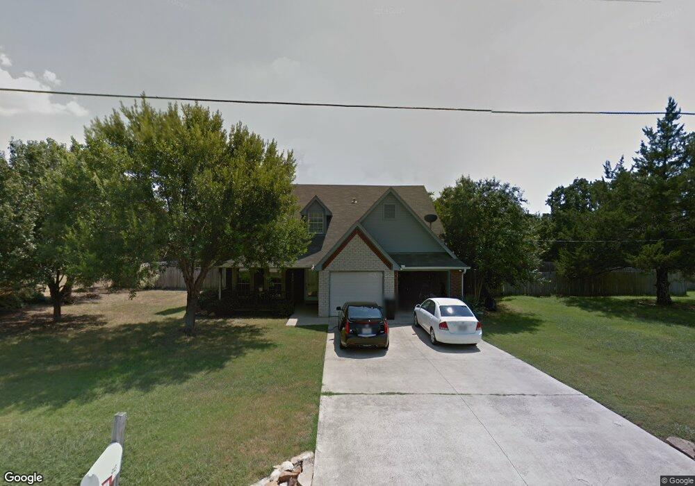 913 Lee Ln, Azle, TX 76020 - photo 1