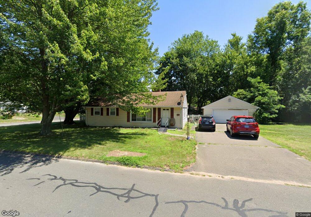 1 Forest Ln, Bloomfield, CT 06002 - photo 1