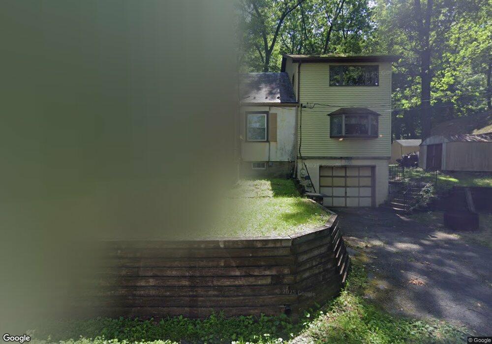 416 Rock Cliff Rd, Emmaus, PA 18049 - photo 1