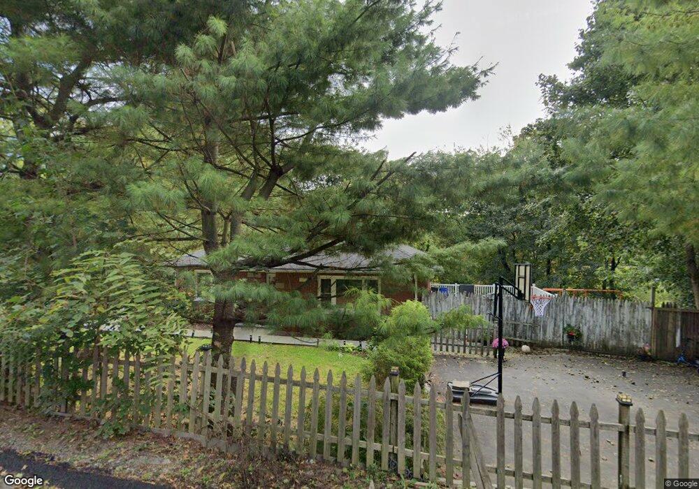 114 Hewitt St, Lake Peekskill, NY 10537 - photo 1