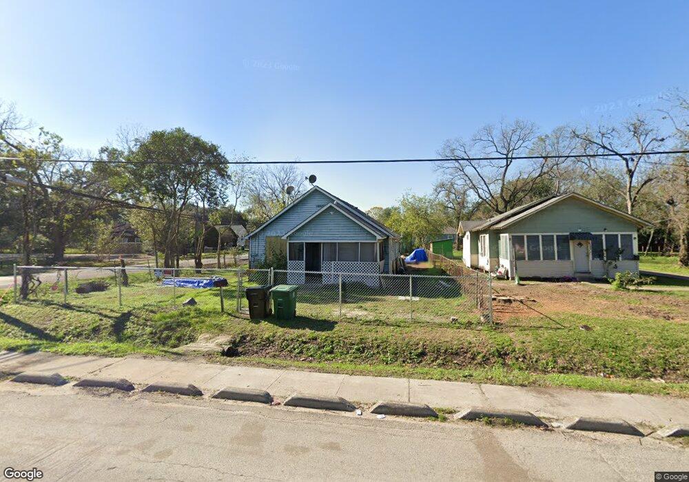4001 Wipprecht St, Houston, TX 77026 - photo 1