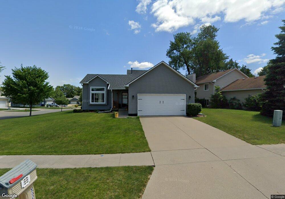 3003 Deerpath Ct, Des Moines, IA 50320 - photo 1