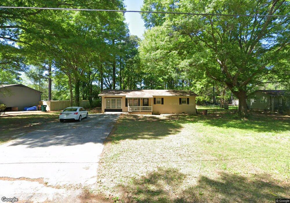 195 Hickory Cir, Carrollton, GA 30116 - photo 1