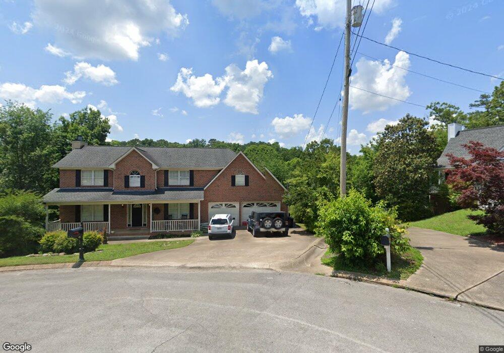 9200 Carriage Ln, Ooltewah, TN 37363 - photo 1