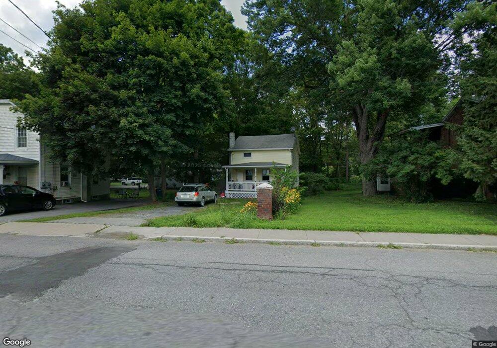 49 E Market St unit 1, Red Hook, NY 12571 - photo 1