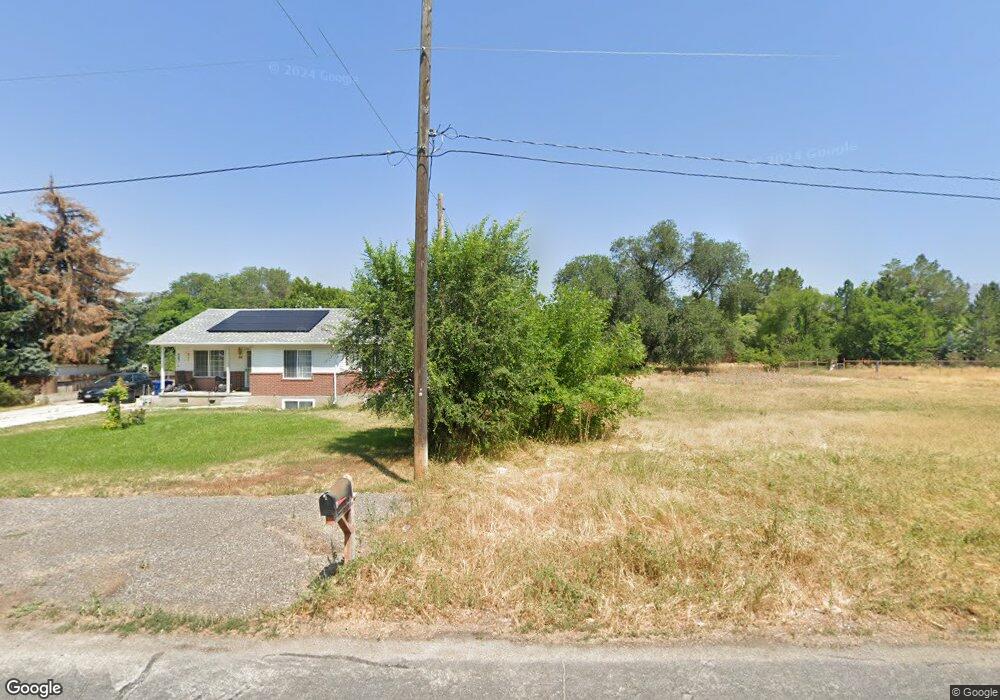 40 W 400 S unit 3, Hyrum, UT 84319 - photo 1