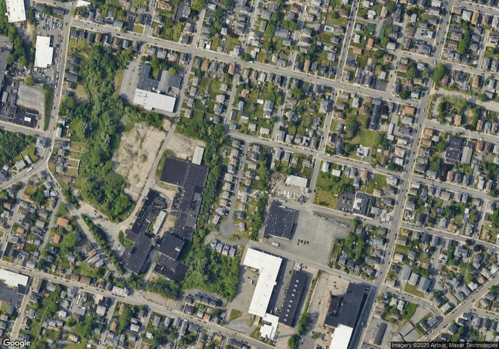 36 Evelyns Way, Fall River, MA 02724 - photo 1