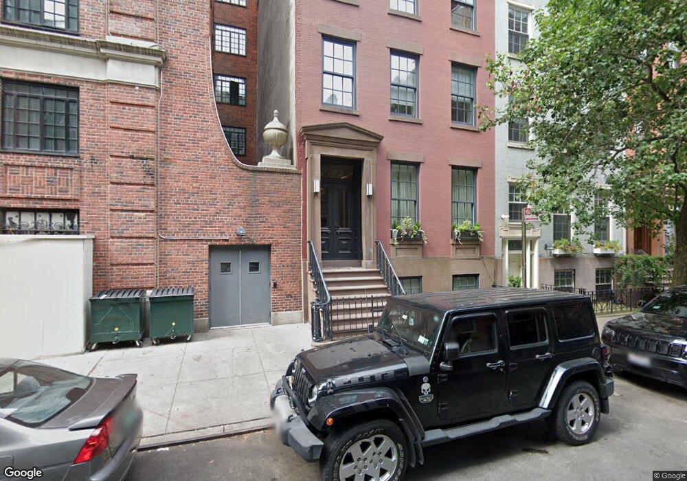 74 Washington Place, New York, NY 10011 - photo 1