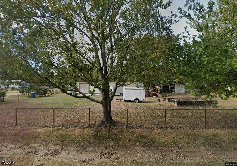 1403 Smith St, Waller, TX 77484 - photo 1