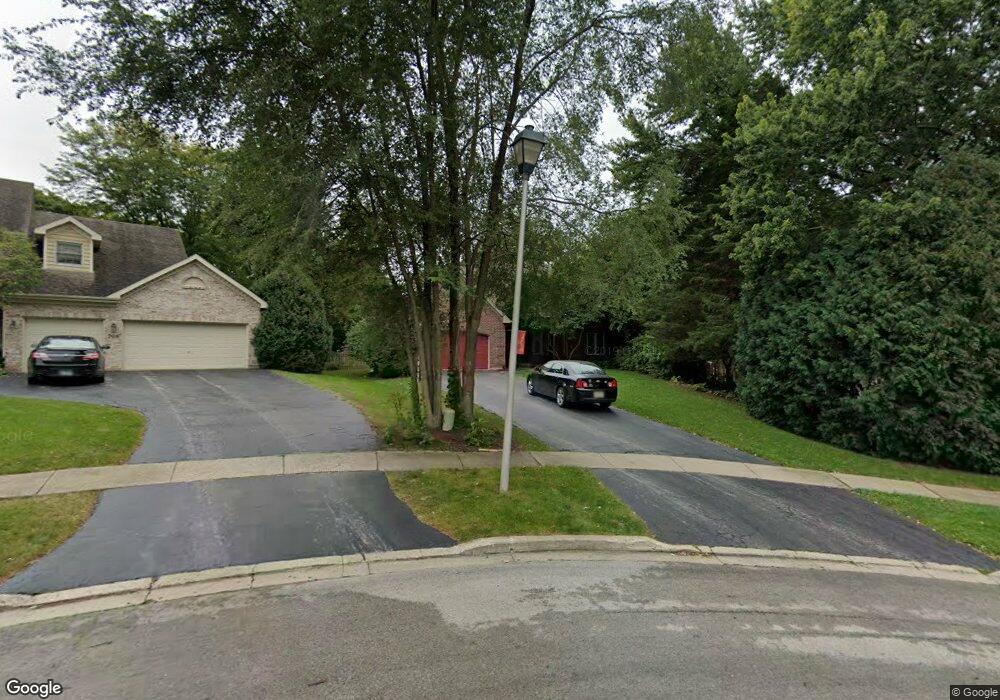 704 Marshall Ct, Batavia, IL 60510 - photo 1