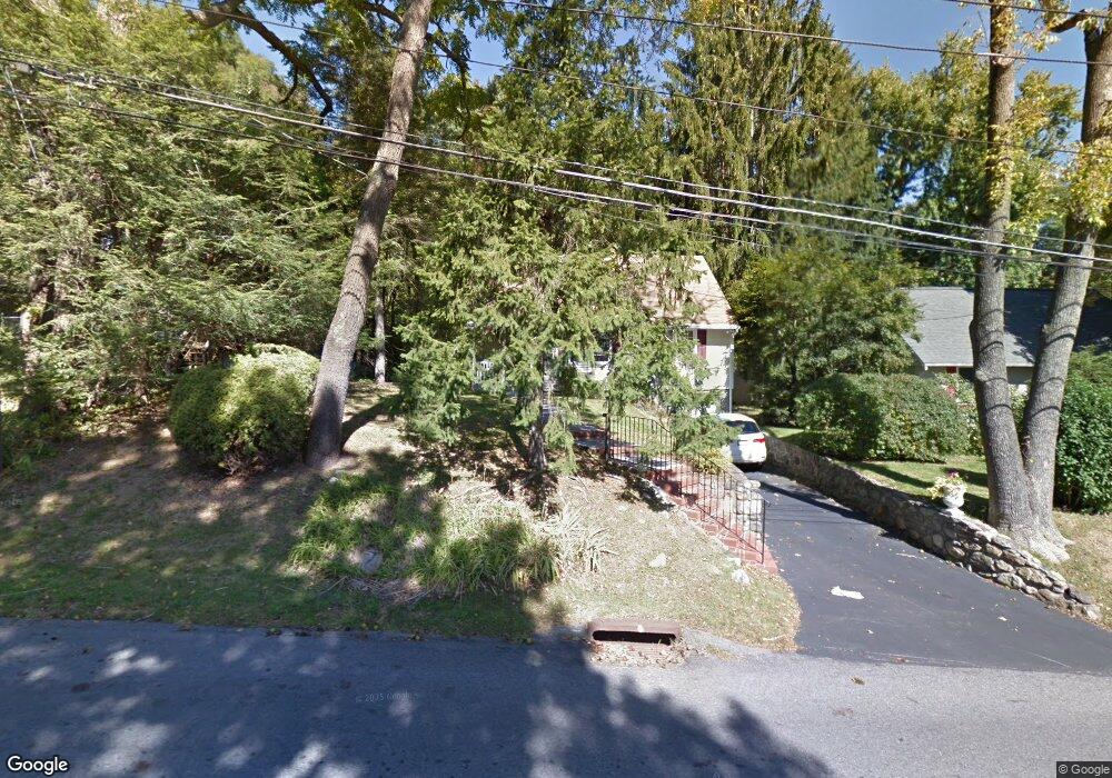 341 Hallocks Mill Rd, Yorktown Heights, NY 10598 - photo 1