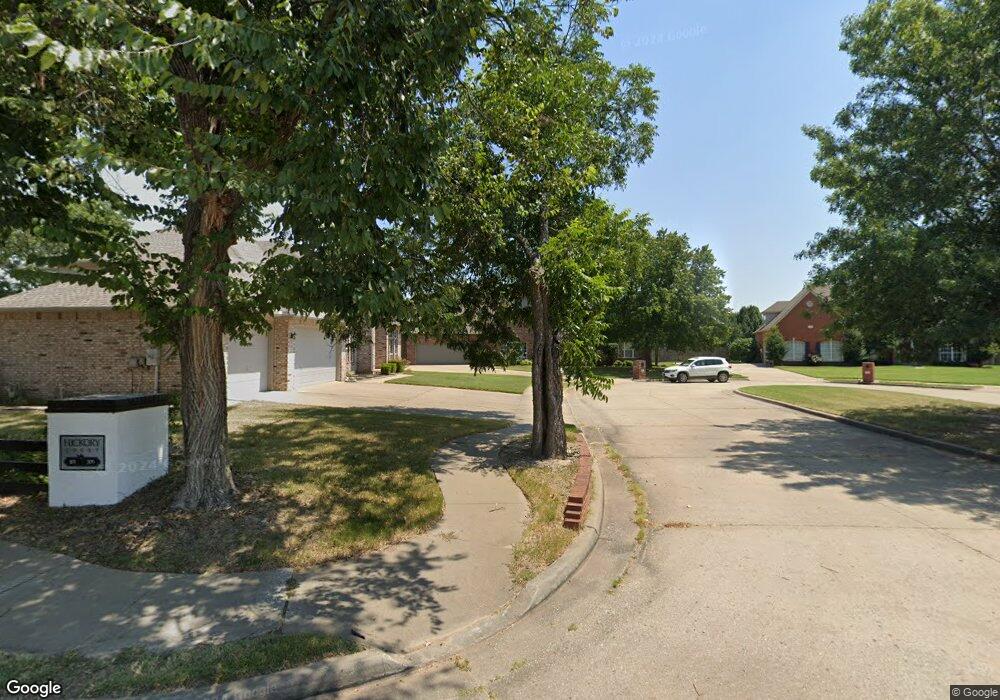 201 N Forest Ridge Blvd, Broken Arrow, OK 74014 - photo 1