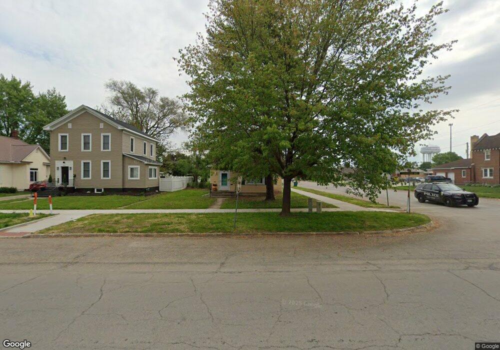 400 N 21st St, Mattoon, IL 61938 - photo 1